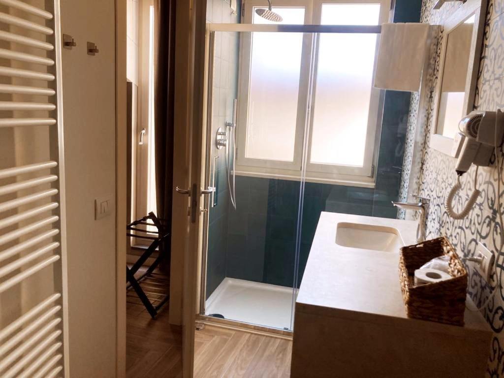Gatto Bianco Rooms 42 베르가모 외부 사진